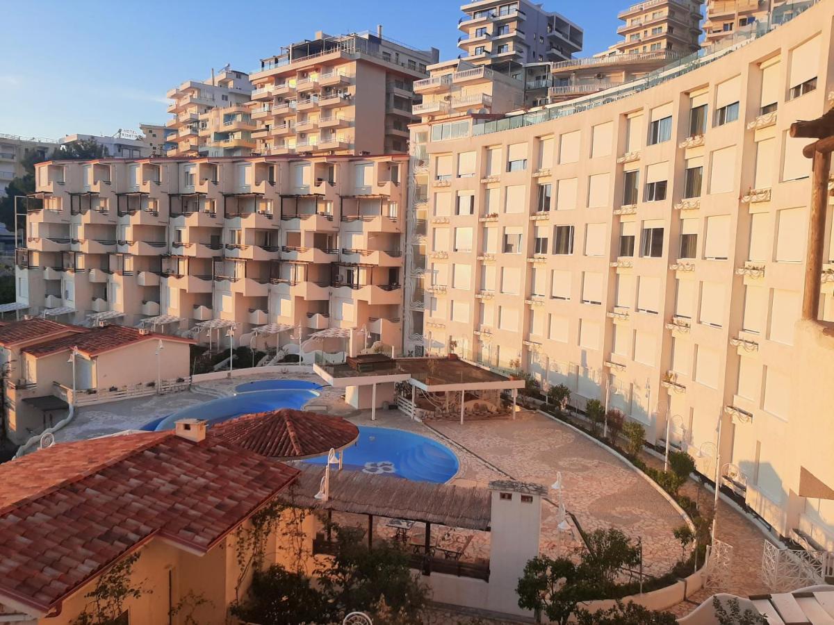 Kela Apartment 3 Sarandë Buitenkant foto