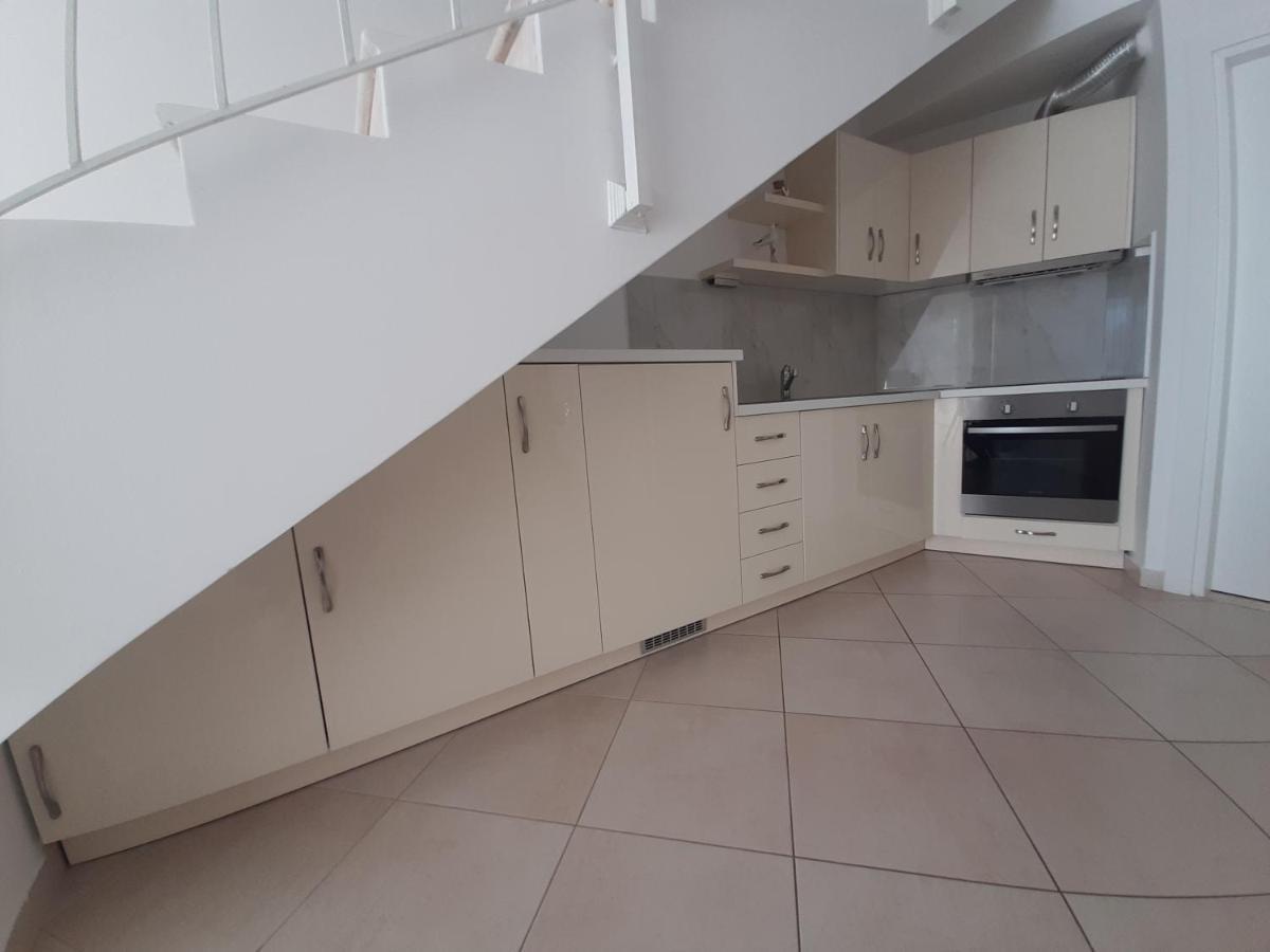 Kela Apartment 3 Sarandë Buitenkant foto